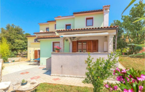 Awesome Home In Betiga With Kitchen